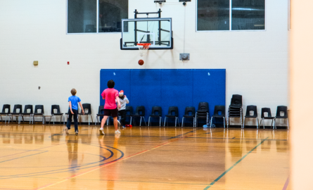 kids playing basketball