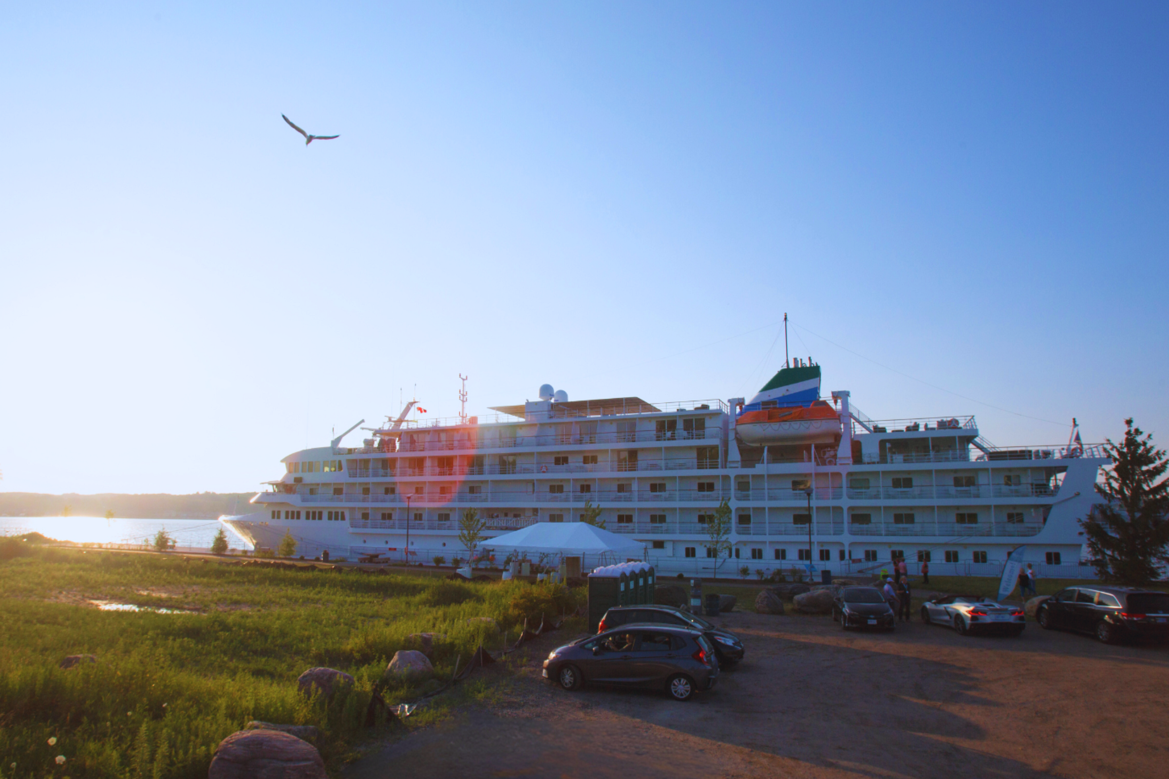 Cruise Ship