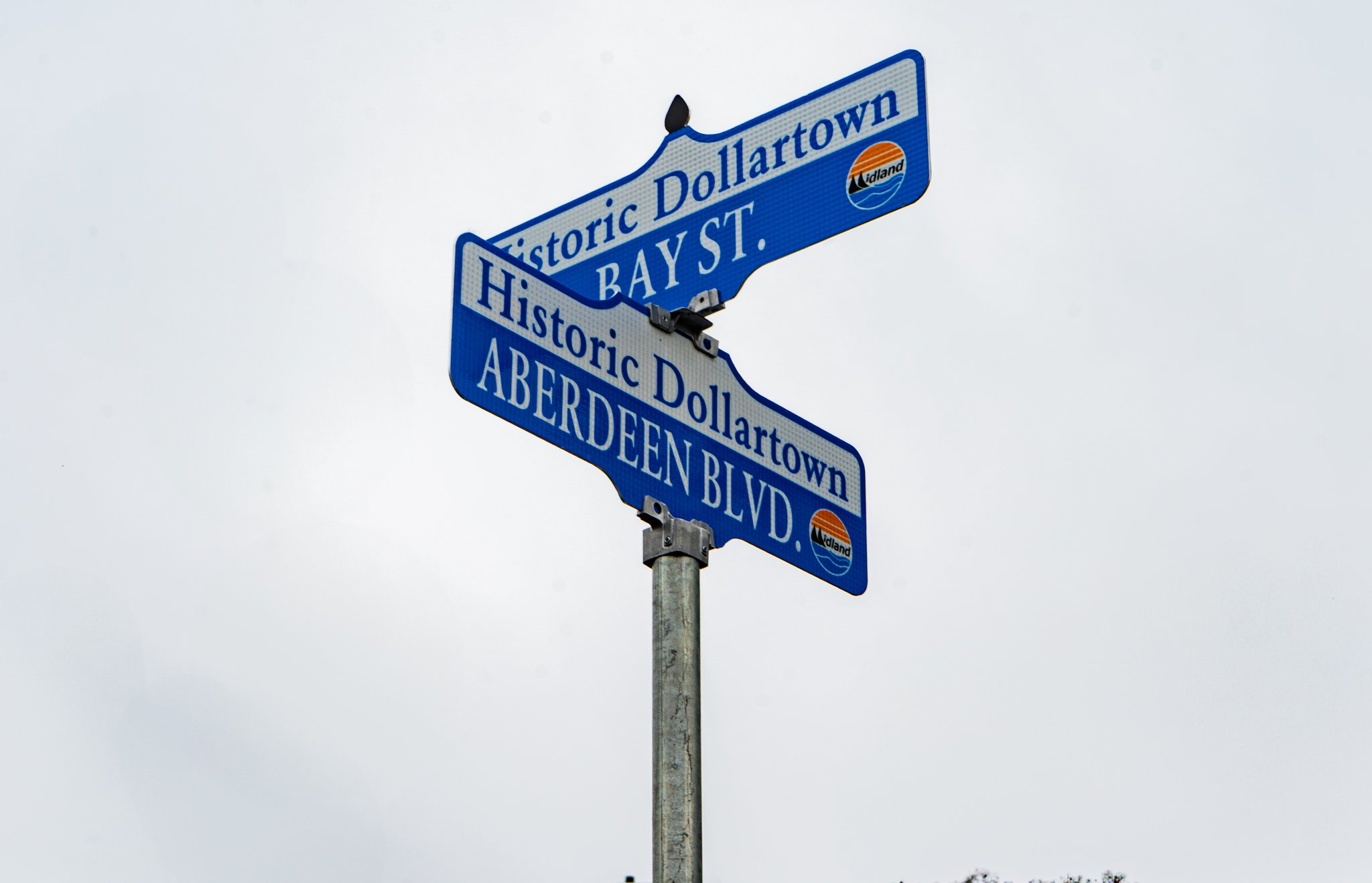 dollartown historic signage