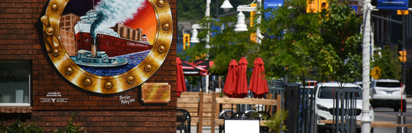 outdoor patio tables