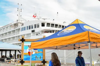 Welcome tent at Midland Harbour