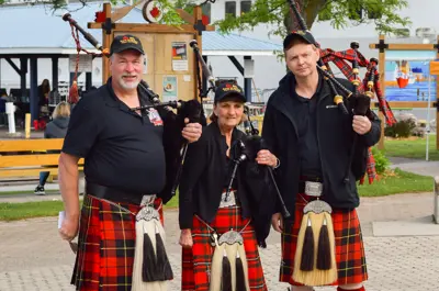 pipers at waterfront